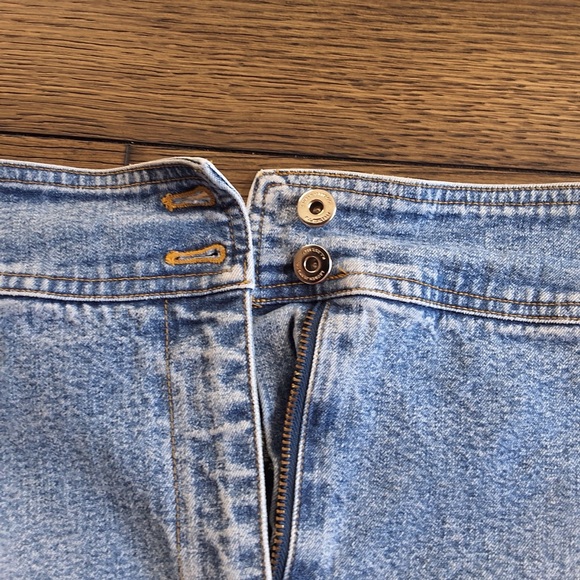 Ralph Lauren Light Blue Denim Mini Skirt - Picture 4 of 8